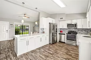 1428 Parkwood St, Clearwater, FL 33755 - Photo 6