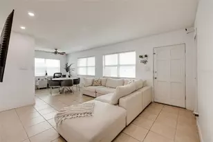 101 40th Ave NE, Saint Petersburg, FL 33703 - Photo 6