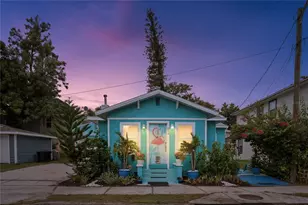 914 N 8th Street N, Saint Petersburg, FL 33701 - Photo 2