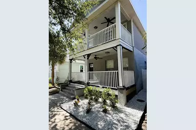 1934 W Spruce Street, Tampa, FL 33607 - Photo 2