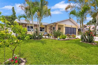 3437 35th Street N, Saint Petersburg, FL 33713 - Photo 1