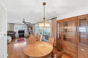 8566 108th Way, Seminole, FL 33772 - Photo 10