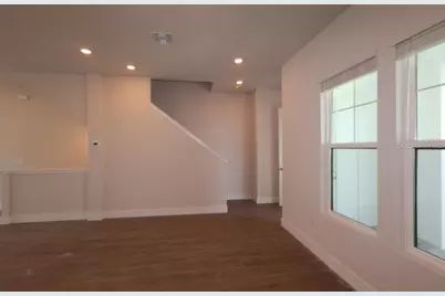 1658 Springwell Lane, Sarasota, FL 34240 - Photo 12