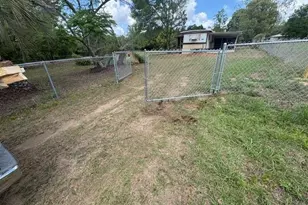 37247 Northside Dr, Zephyrhills, FL 33541 - Photo 24