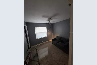 8702 Beverly Drive, Tampa, FL 33617 - Photo 2
