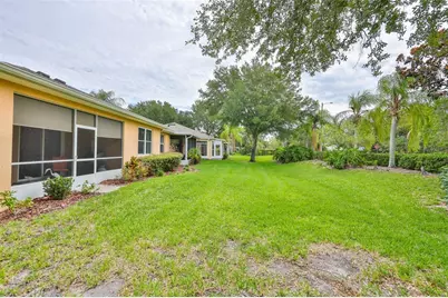 2010 Sifield Greens Way, Sun City Center, FL 33573 - Photo 24