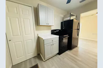 4010 Miramar Way S, Saint Petersburg, FL 33705 - Photo 8
