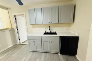 4010 Miramar Way S, Saint Petersburg, FL 33705 - Photo 10