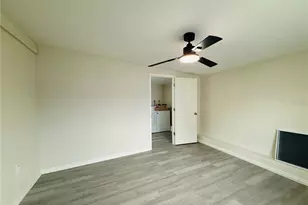 4010 Miramar Way S, Saint Petersburg, FL 33705 - Photo 14