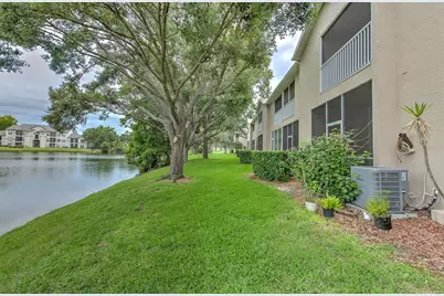 18504 Pebble Lake Court, Tampa, FL 33647 - Photo 14