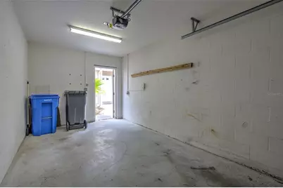 18504 Pebble Lake Court, Tampa, FL 33647 - Photo 10