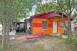 3511 E 23rd Ave, Tampa, FL 33605 - Photo 2