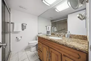 4141 Bayshore Blvd, Tampa, FL 33611 - Photo 14