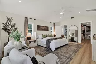 1308 Marion Dr S, Saint Petersburg, FL 33707 - Photo 16