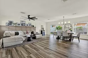 1308 Marion Dr S, Saint Petersburg, FL 33707 - Photo 4