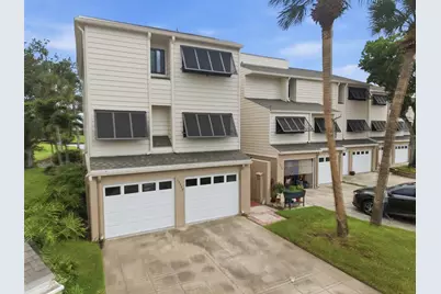 13988 Lake Point Drive, Clearwater, FL 33762 - Photo 2