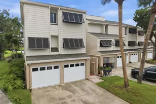 13988 Lake Point Dr, Clearwater, FL 33762 - Photo 2