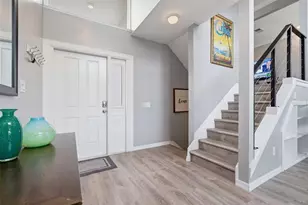13988 Lake Point Dr, Clearwater, FL 33762 - Photo 6