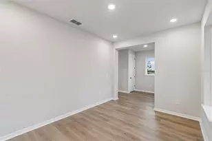 3211 Voyager Ave, Saint Cloud, FL 34771 - Photo 10