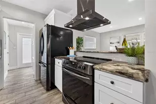 4800 Venetian Blvd NE, Saint Petersburg, FL 33703 - Photo 16