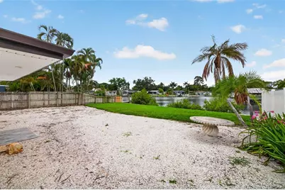 4800 Venetian Boulevard NE, Saint Petersburg, FL 33703 - Photo 34