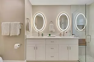 7052 Sparkling Creek Ct, Spring Hill, FL 34606 - Photo 28