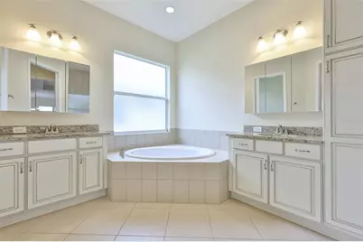 2229 S Pebble Beach Boulevard, Sun City Center, FL 33573 - Photo 18
