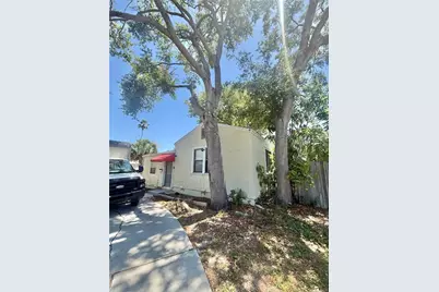 1900 19th Street S, Saint Petersburg, FL 33712 - Photo 1