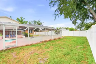 8206 Vassar Cir, Tampa, FL 33634 - Photo 26