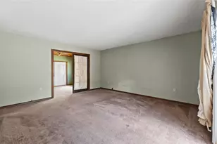 7447 Dundee Way, Weeki Wachee, FL 34613 - Photo 18
