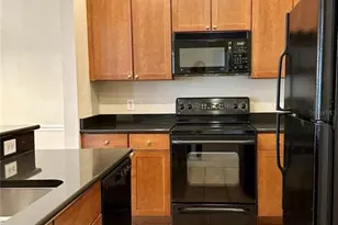 2249 Portofino Pl, Palm Harbor, FL 34683 - Photo 4