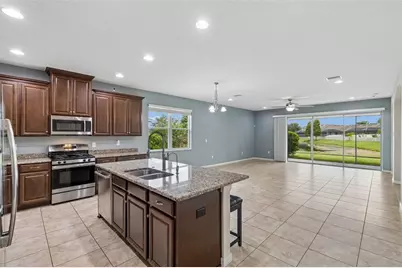 17566 Buckingham Garden Drive, Lithia, FL 33547 - Photo 12
