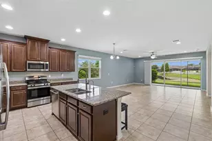 17566 Buckingham Garden Dr, Lithia, FL 33547 - Photo 12
