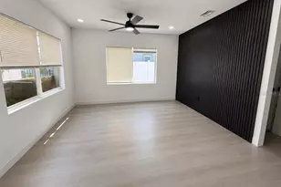 3010 6th Ave S, Saint Petersburg, FL 33712 - Photo 2