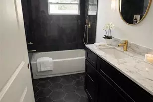 3010 6th Ave S, Saint Petersburg, FL 33712 - Photo 6