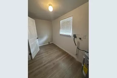 2620 E 33rd Avenue, Tampa, FL 33610 - Photo 14