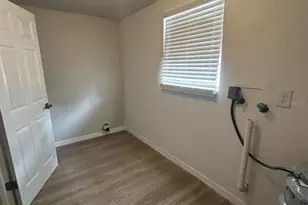 2620 E 33rd Ave, Tampa, FL 33610 - Photo 14