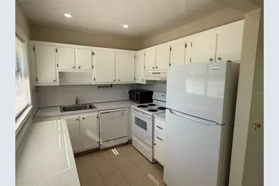 101 Cambridge Trail #212, Sun City Center, FL 33573 - Photo 6