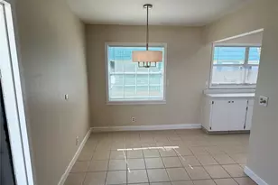 101 Cambridge Trail, Sun City Center, FL 33573 - Photo 8