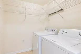 3205 Bay Club Cir, Tampa, FL 33607 - Photo 14