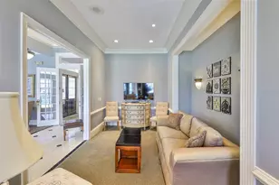 3205 Bay Club Cir, Tampa, FL 33607 - Photo 20