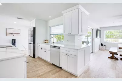 12125 6th Street E, Treasure Island, FL 33706 - Photo 18