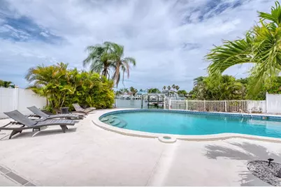 12125 6th Street E, Treasure Island, FL 33706 - Photo 38