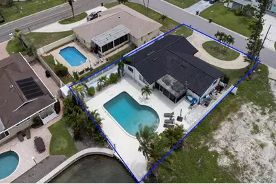 12125 6th Street E, Treasure Island, FL 33706 - Photo 2