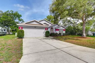 5085 Plumosa St, Spring Hill, FL 34607 - Photo 2