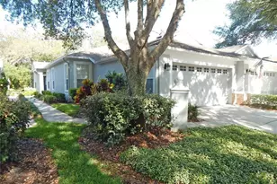 5925 Sandhill Ridge Dr, Lithia, FL 33547 - Photo 1