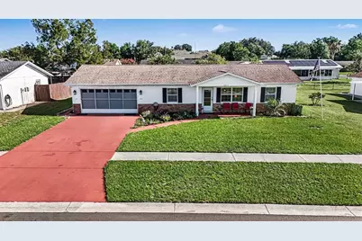 38619 Trellis Avenue, Zephyrhills, FL 33540 - Photo 12