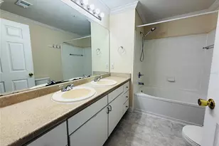 18557 Bridle Club Dr, Tampa, FL 33647 - Photo 20