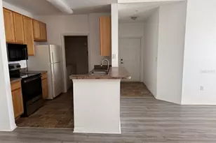 10205 Courtney Palms Blvd, Tampa, FL 33619 - Photo 8