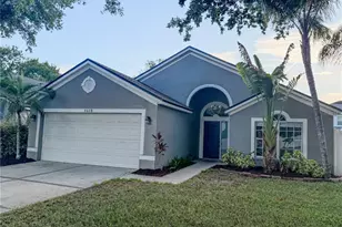 8608 Fawn Creek Dr, Tampa, FL 33626 - Photo 2